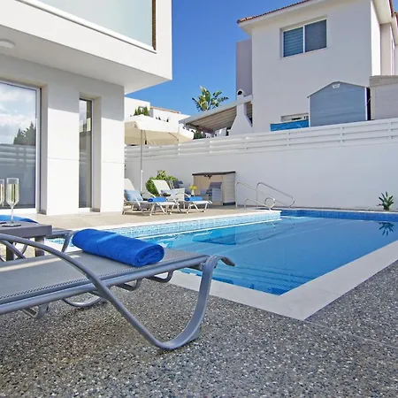 Villa Thea Athena *