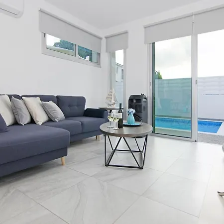 Villa Thea Athena *